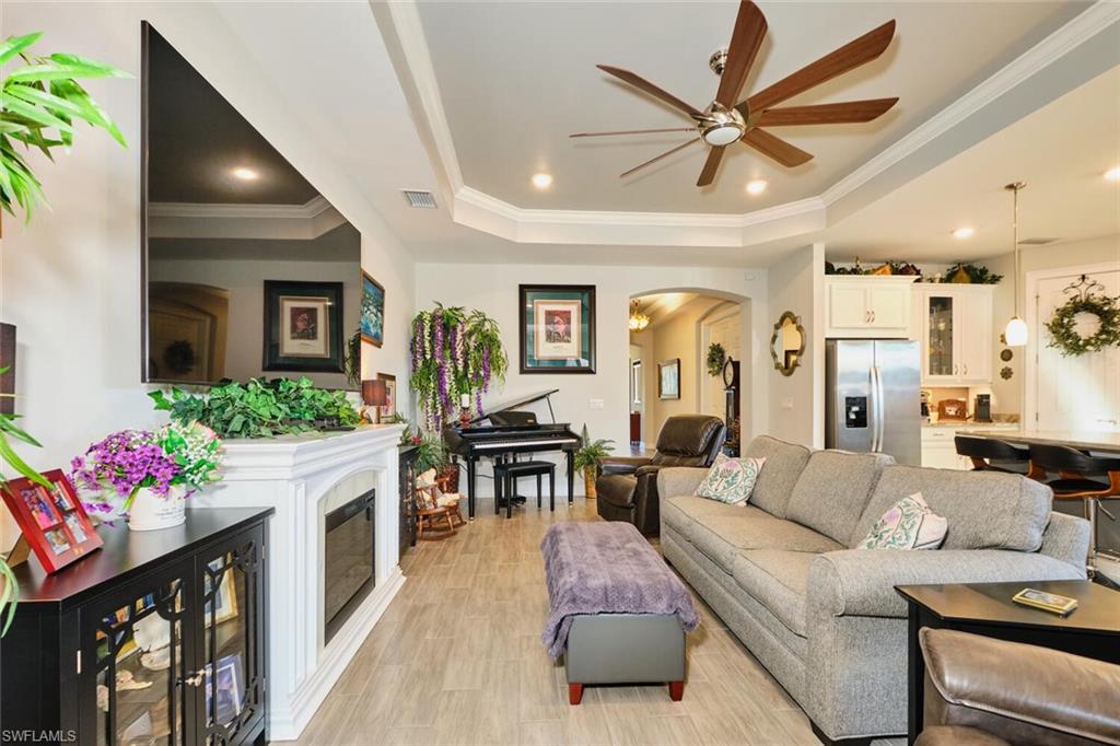 15320 Torino LN photo 12