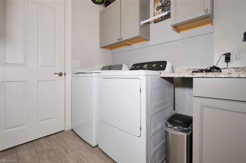 15320 Torino LN photo 28