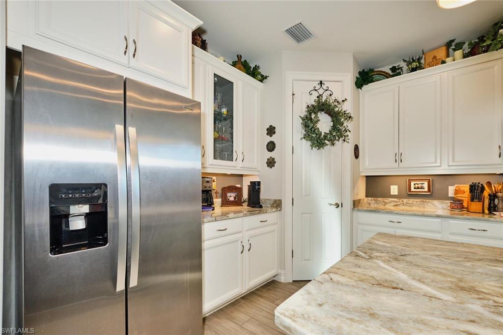 15320 Torino LN photo 9