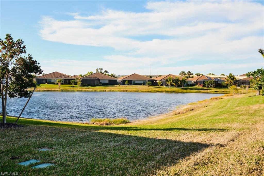 15320 Torino LN photo 38