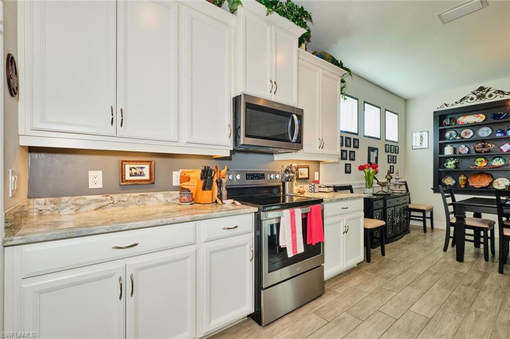 15320 Torino LN photo 10