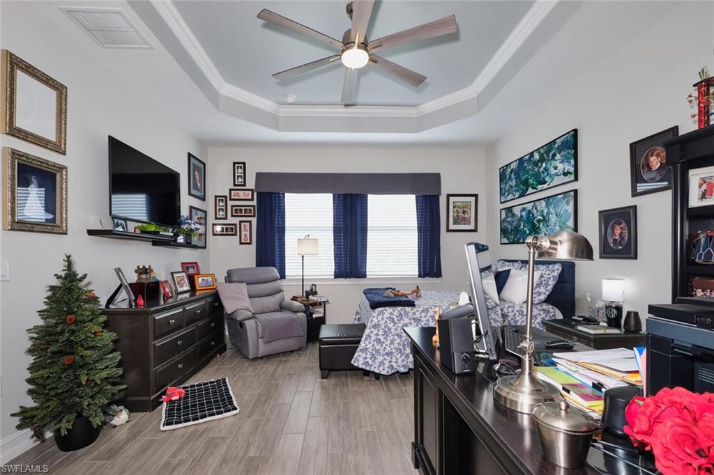 15320 Torino LN photo 15