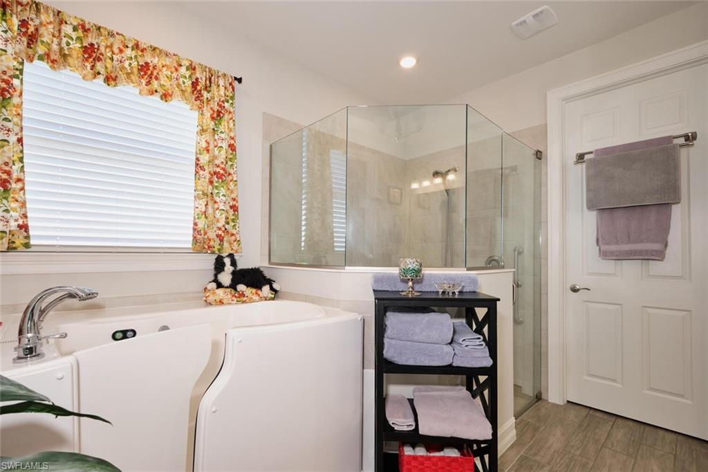 15320 Torino LN photo 19