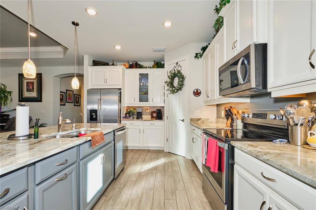 15320 Torino LN photo 8