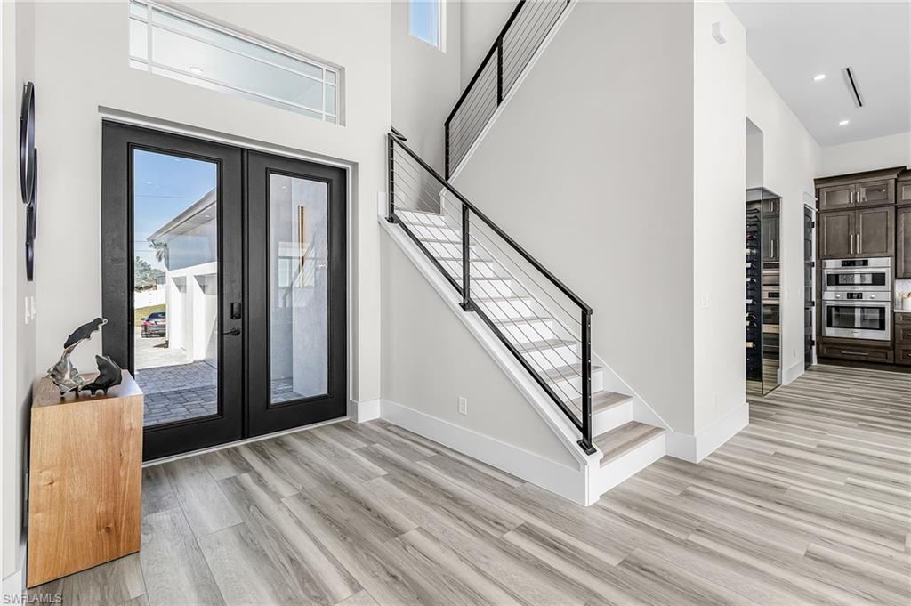 606 Coral DR