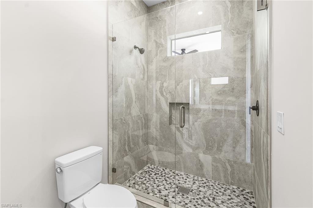 606 Coral DR photo 33