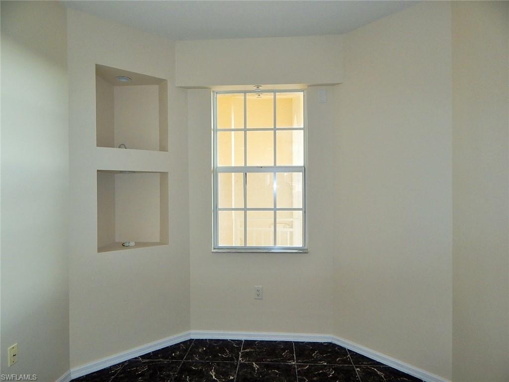 Breakfast nook