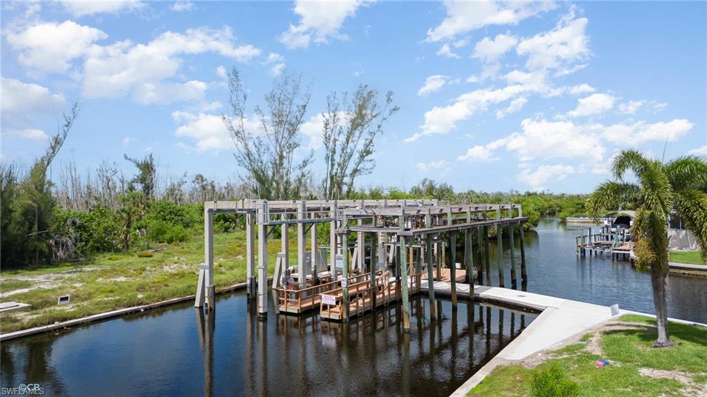 Community Boat Lift
