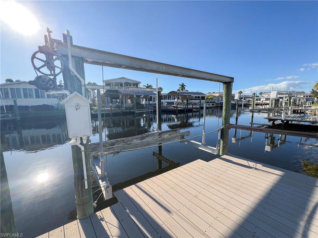 Dock, Lift and canal View