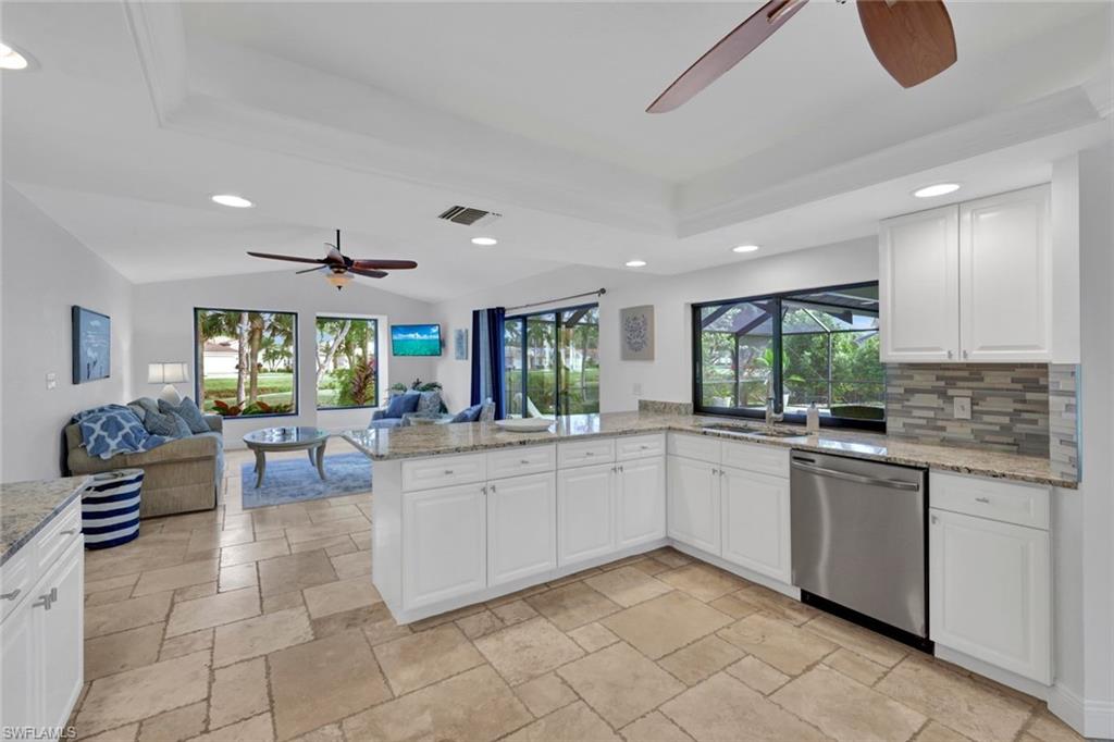 9940 Treasure Cay LN photo 9