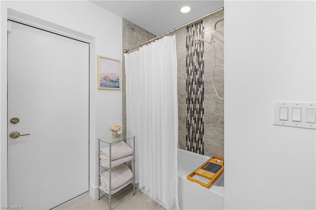 A Guest -Spa Retreat Bath!