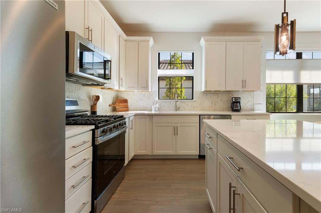 11929 Sacra PL