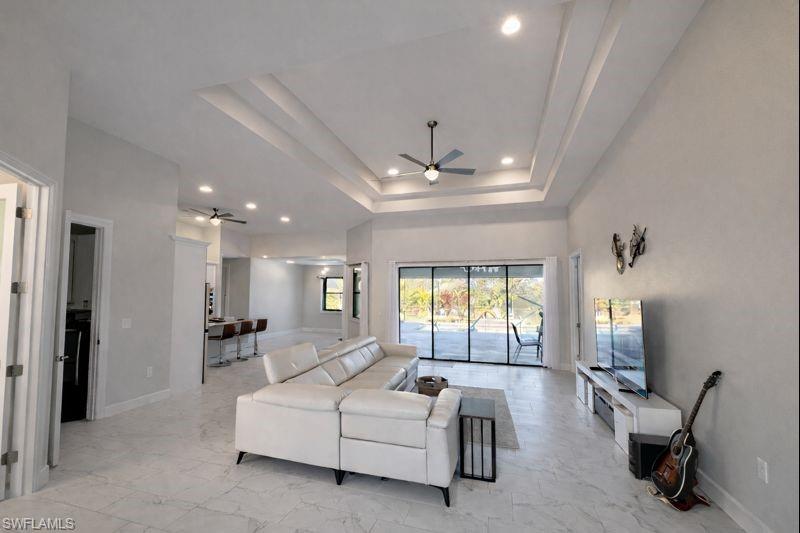 1316 Roosevelt AVE