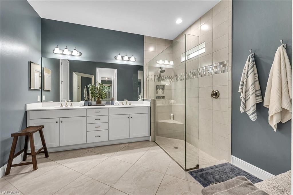 4664 Abaca CIR photo 12