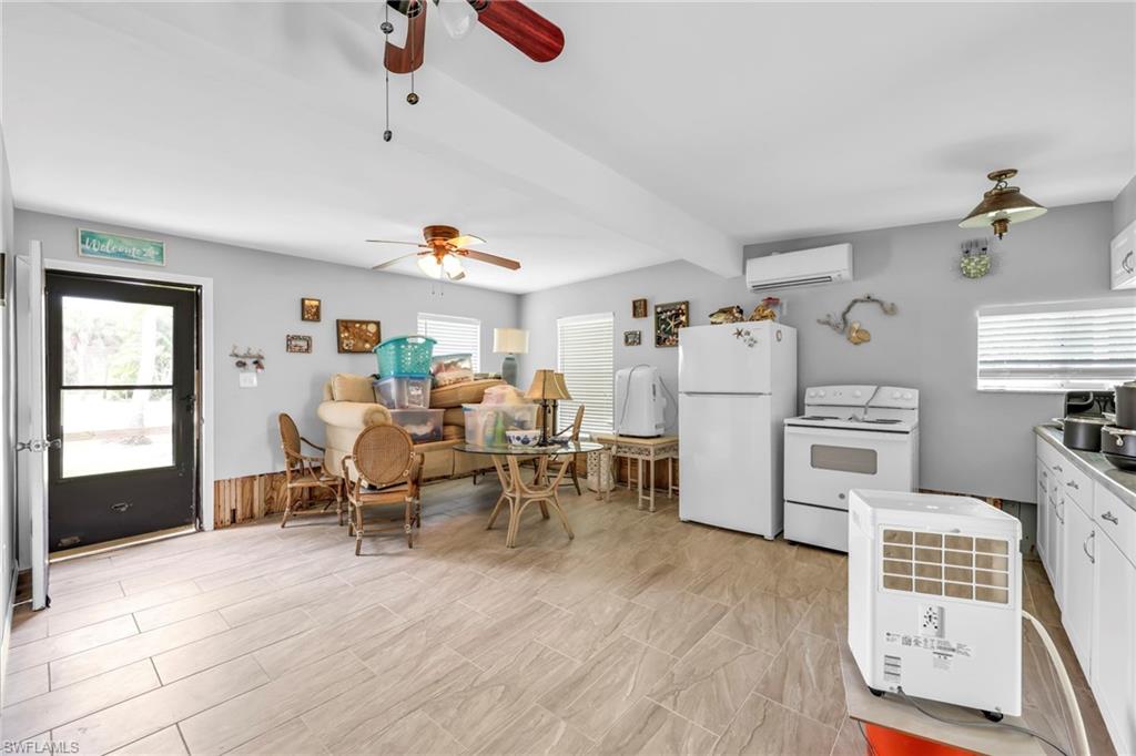1931 Danford St. Living room/ dinette / kitchen area