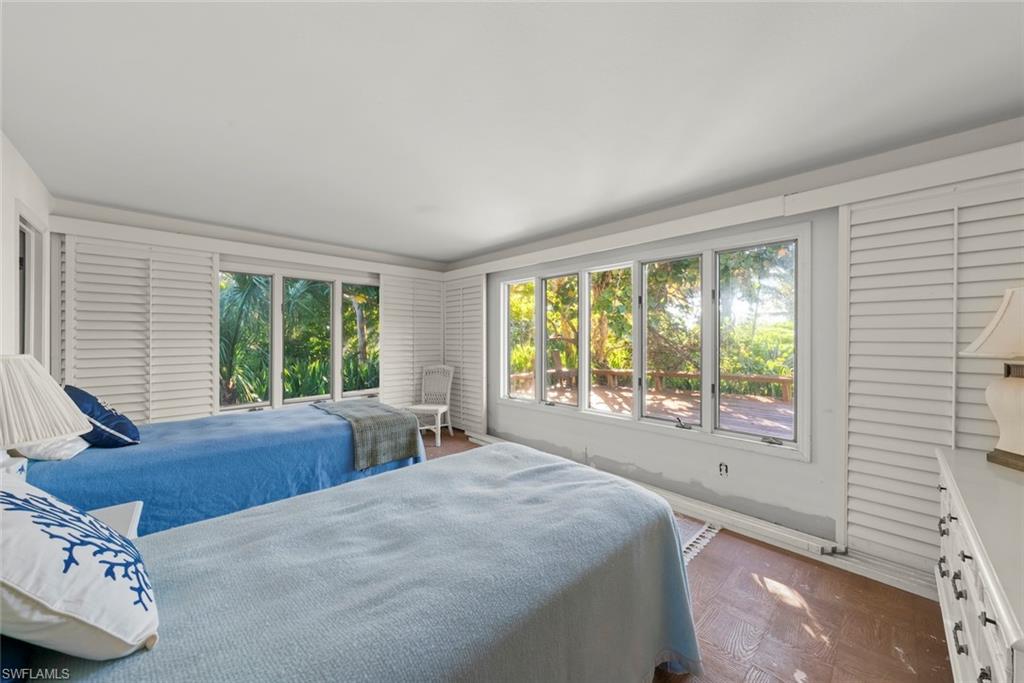 16632 Captiva DR photo 22