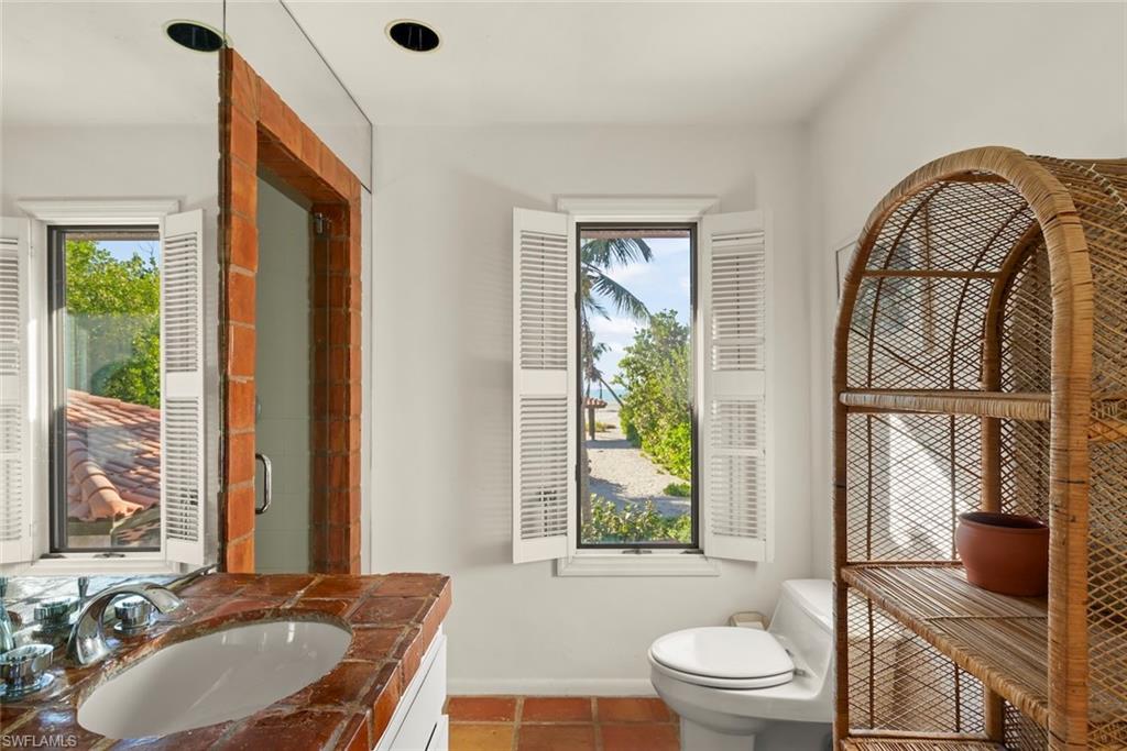 16632 Captiva DR photo 24