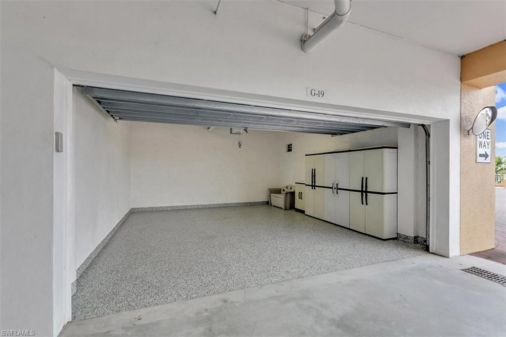 Garage_wepoxy_floor