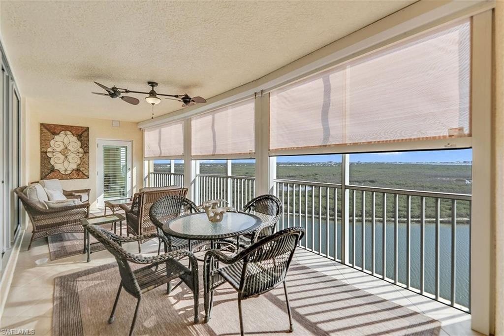 Screened_lanai_wStorm_Smart_shades