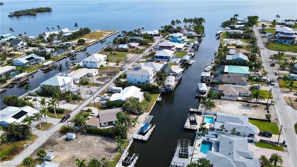 Lot is on left side of picture so close to the widest part of Estero Bay