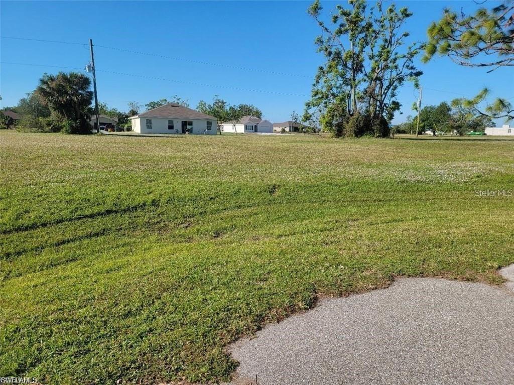 25172 Cadiz DR