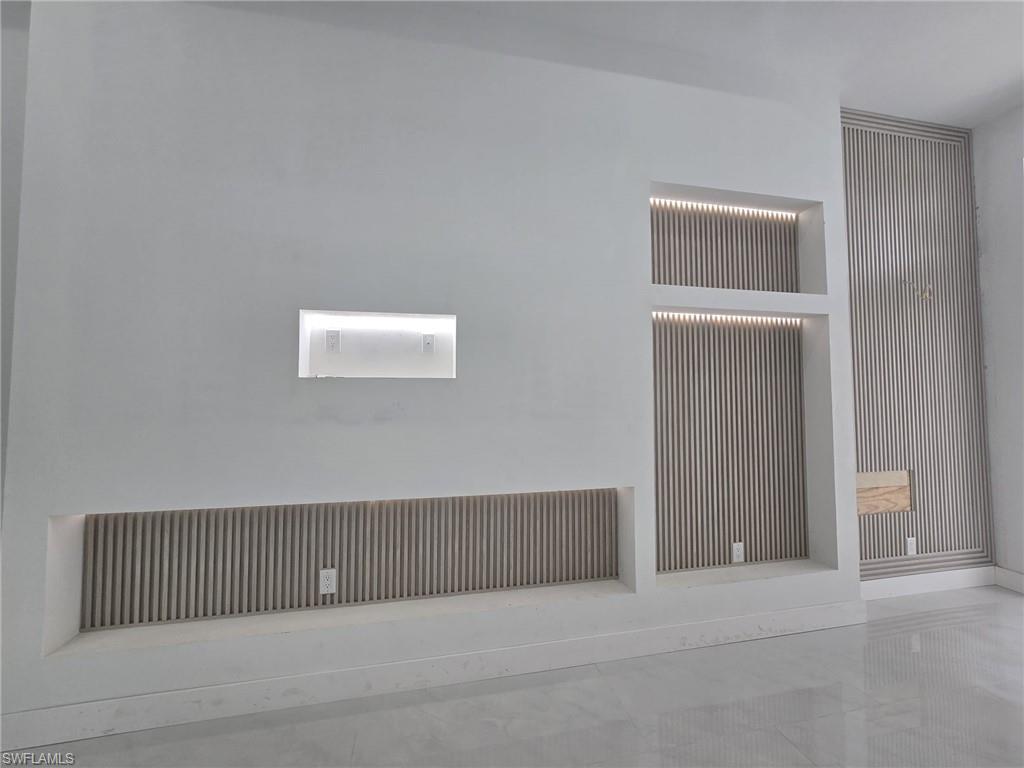Detailed view of radiator heating unit