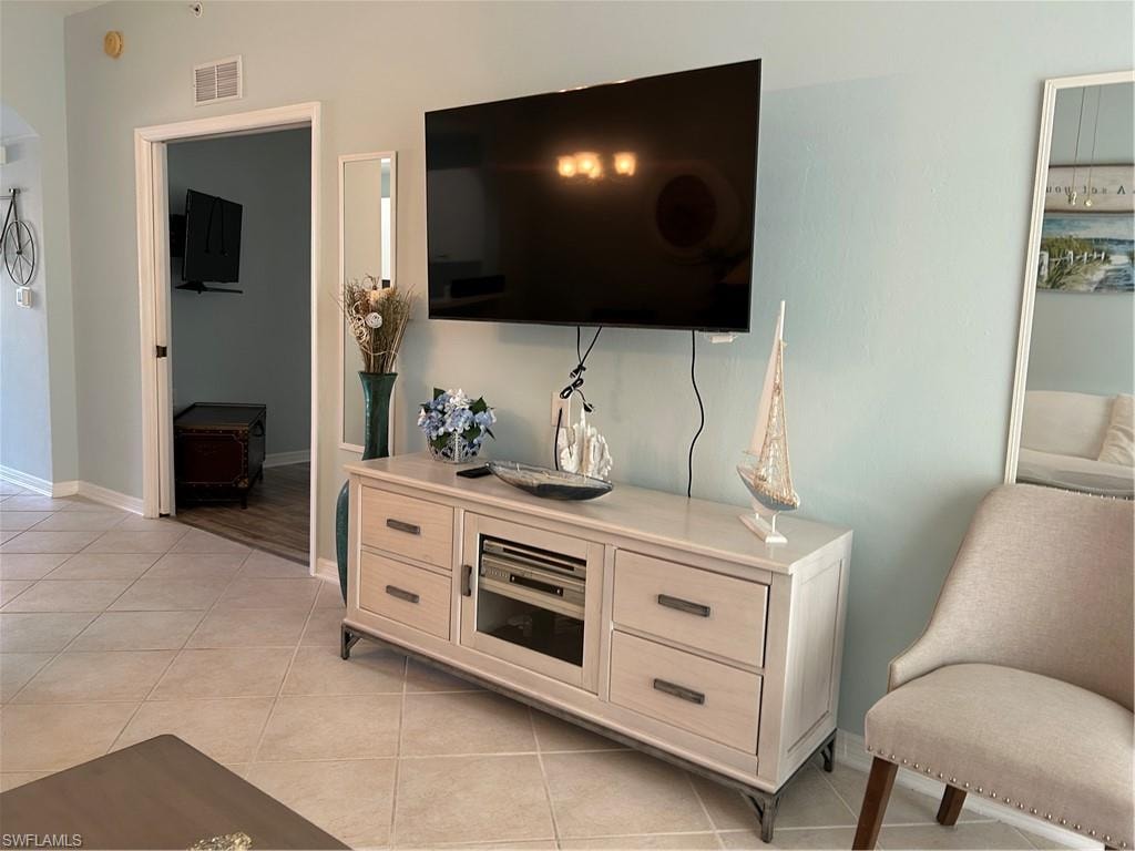 2815 Cypress Trace CIR 2-101 photo 6