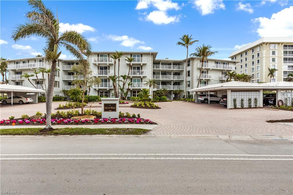 Gulf Shore Blvd side of building. Unit 100 is first floor facing west to Gulf Shore Blvd and beach.