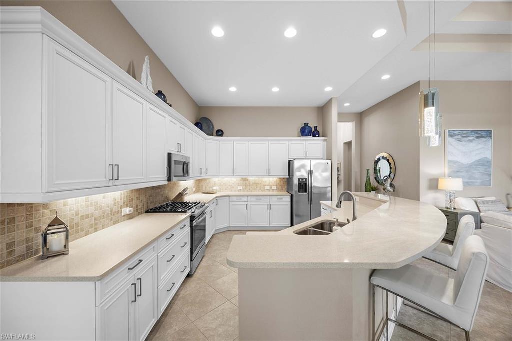 6550 Roma WAY photo 6