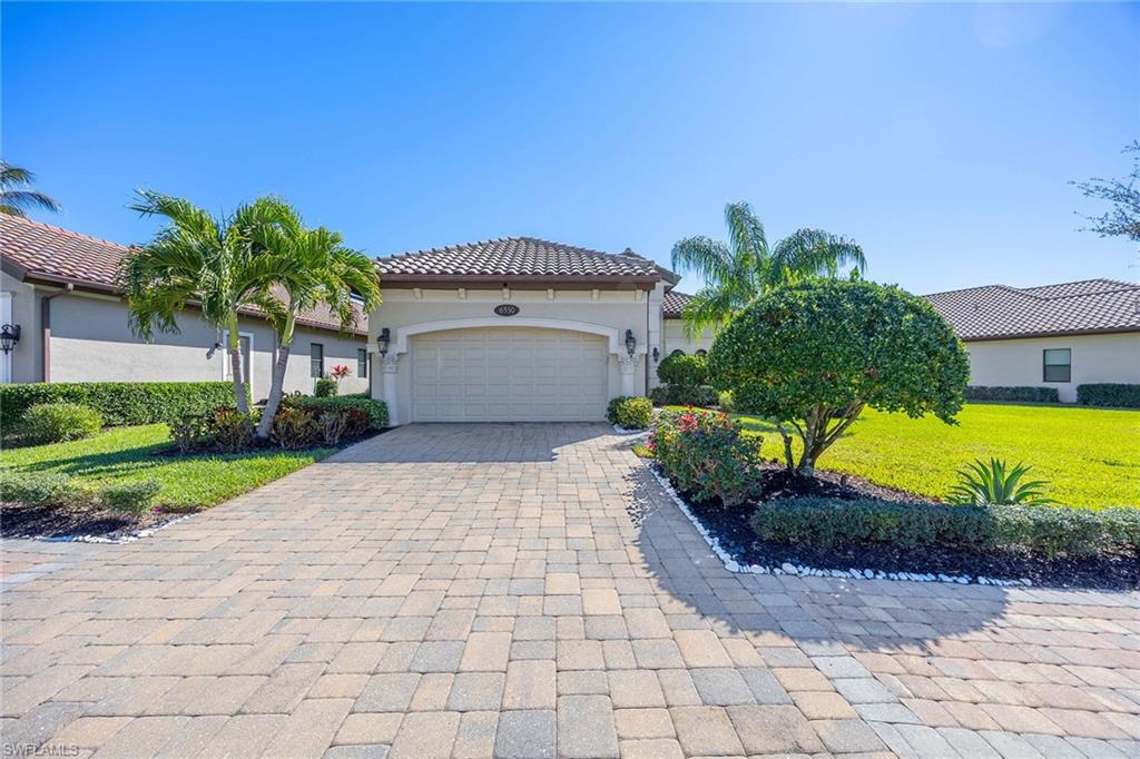 6550 Roma WAY photo 9