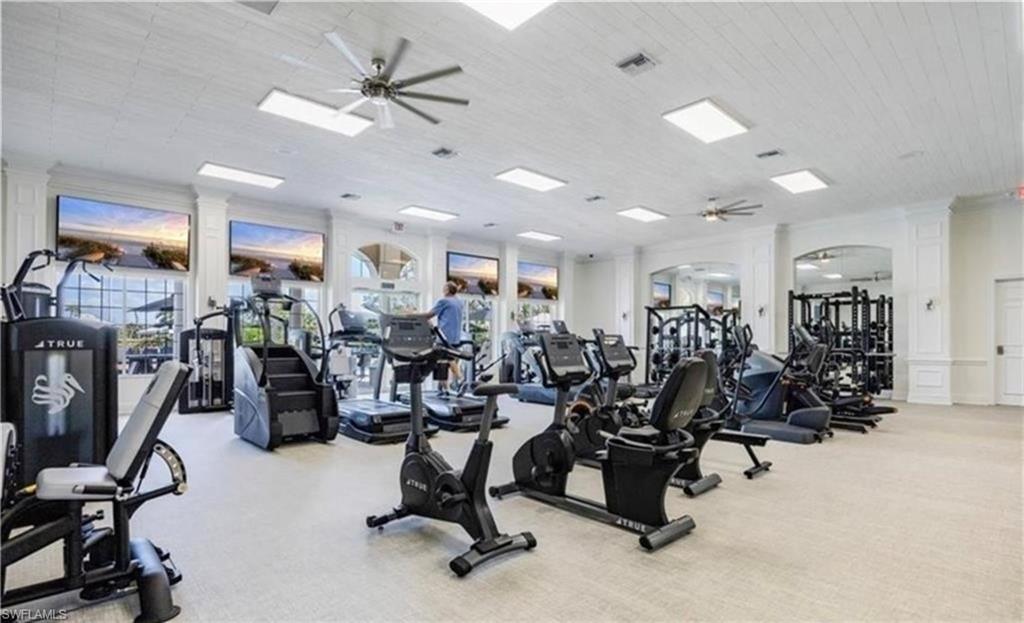 Exercise room with ceiling fan