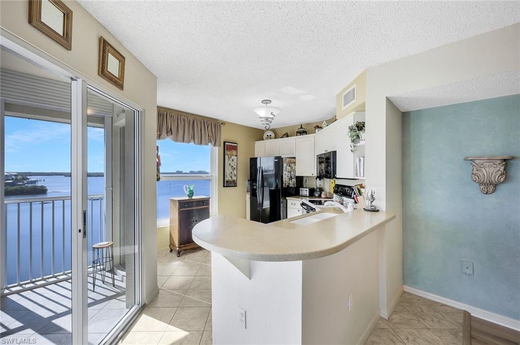 4895 Bonita Beach RD 501 photo 11