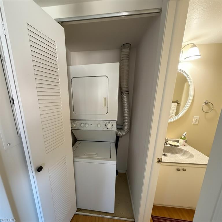 Laundry and dryer