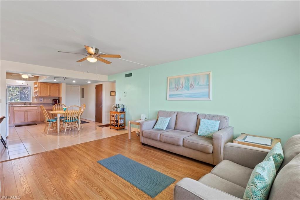357 Joel BLVD 225 photo 13