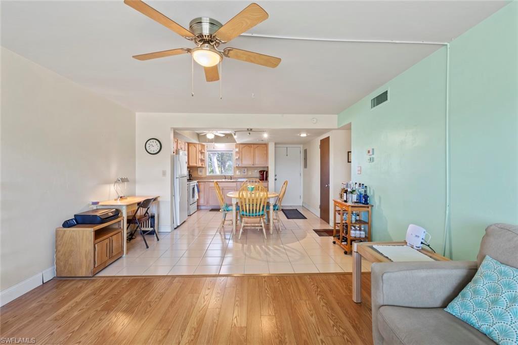 357 Joel BLVD 225 photo 15