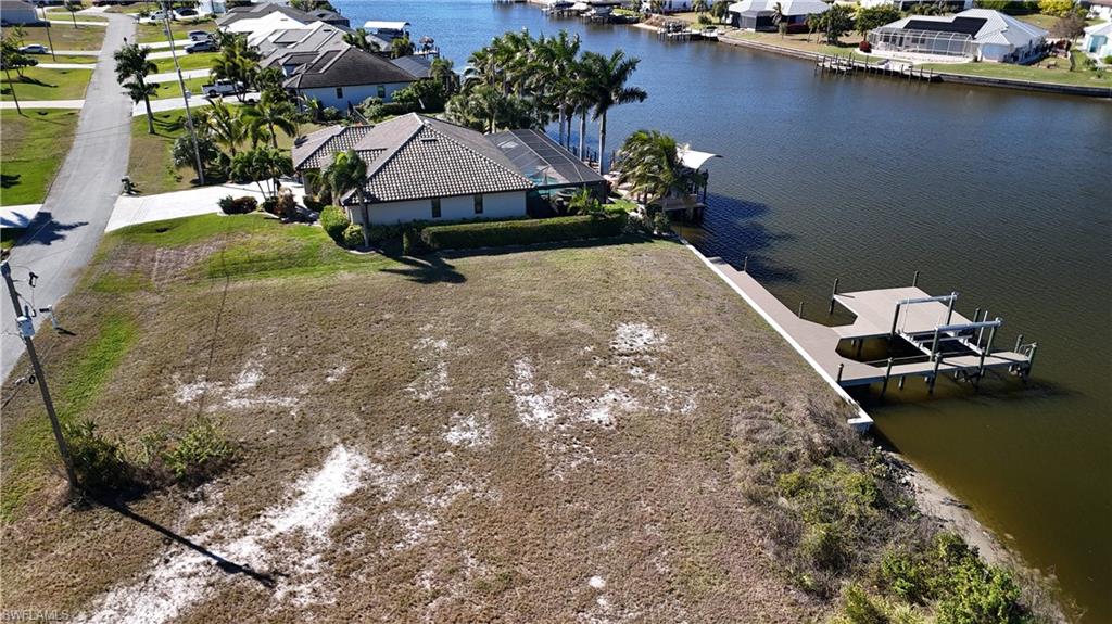 New seawall, composite dock, 10,000 lb lift and boat slip in 2022!