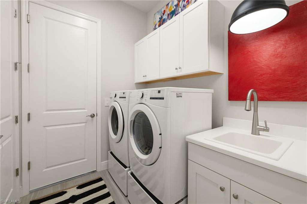 3967 Pegasus WAY photo 22