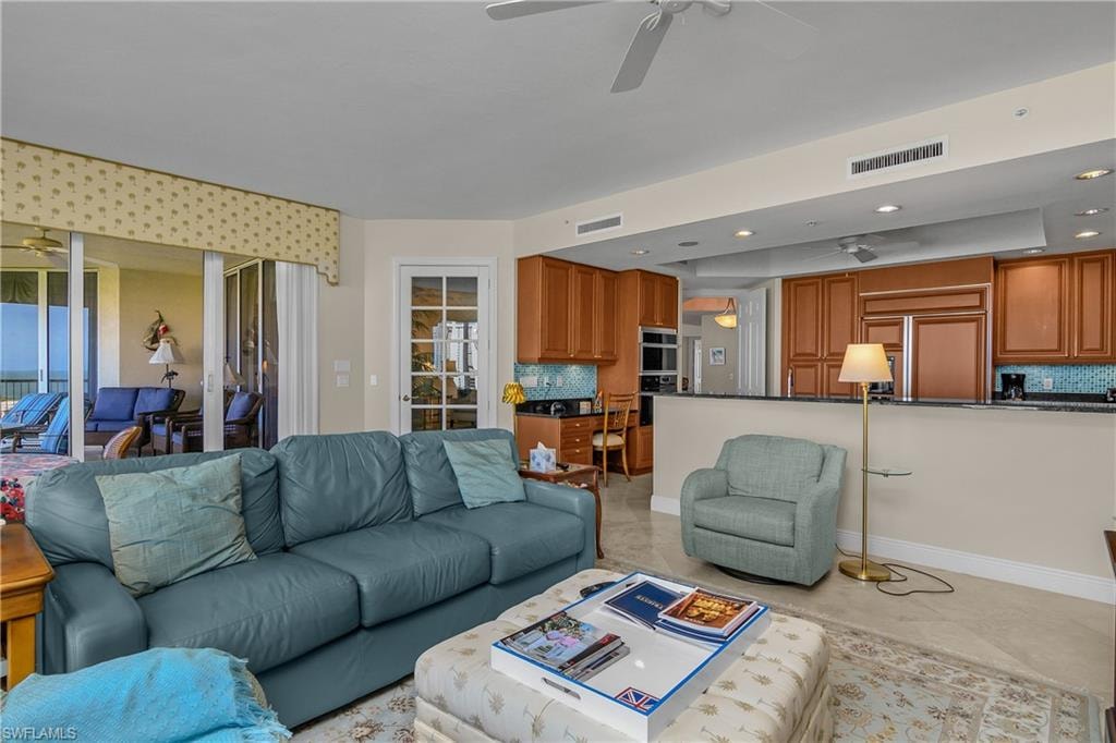 8787 Bay Colony DR 906 photo 16