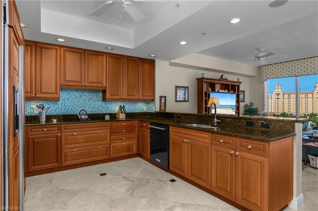 8787 Bay Colony DR 906 photo 9