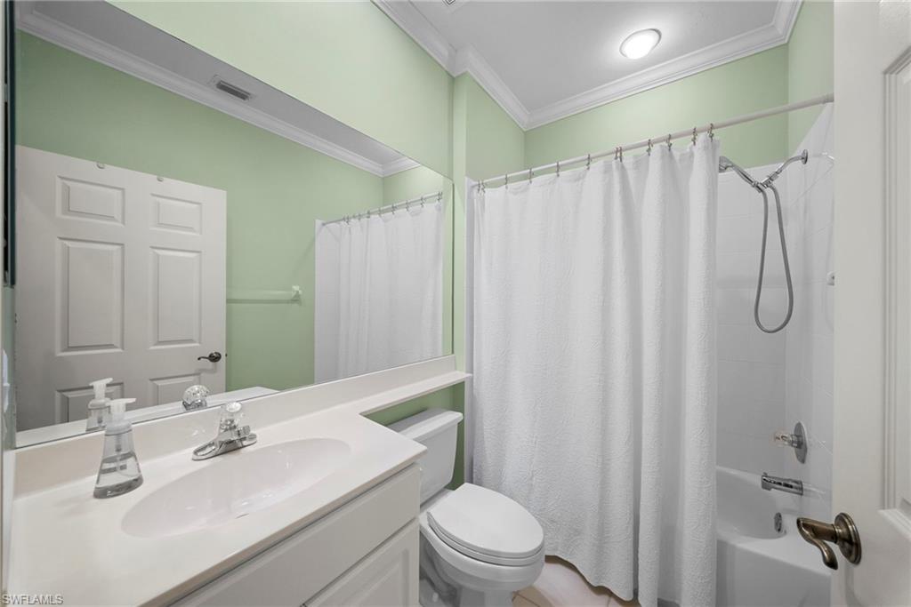 8545 Danbury BLVD 102 photo 32