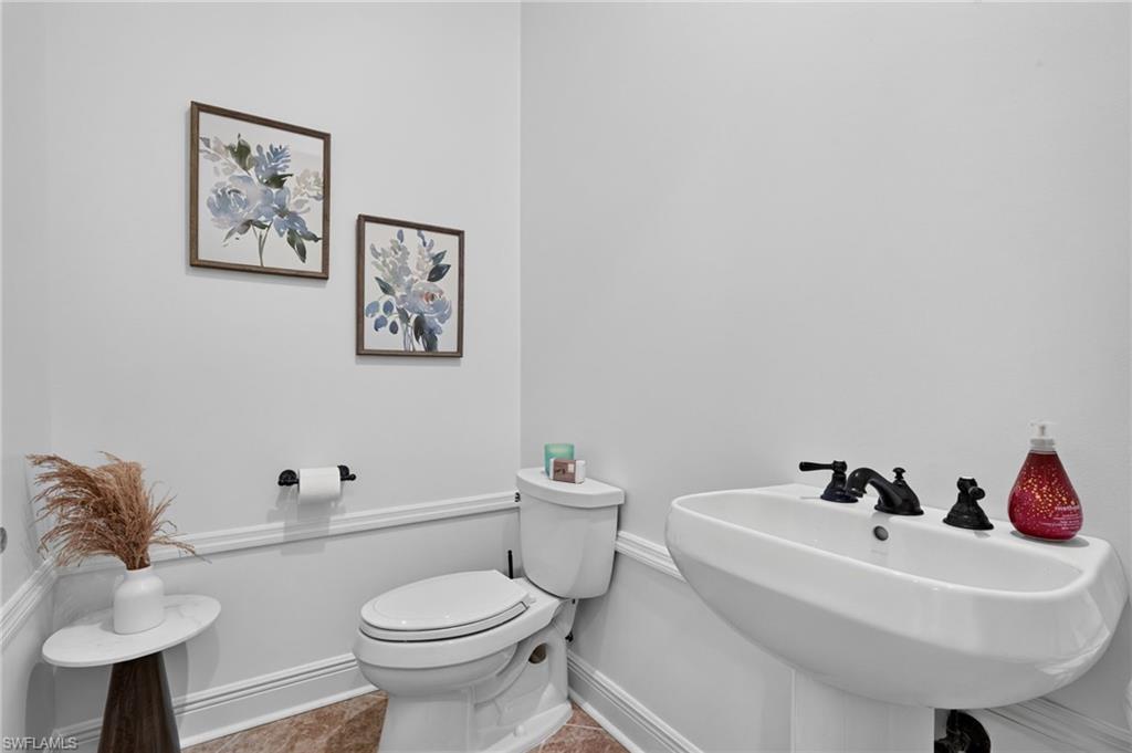 Powder room