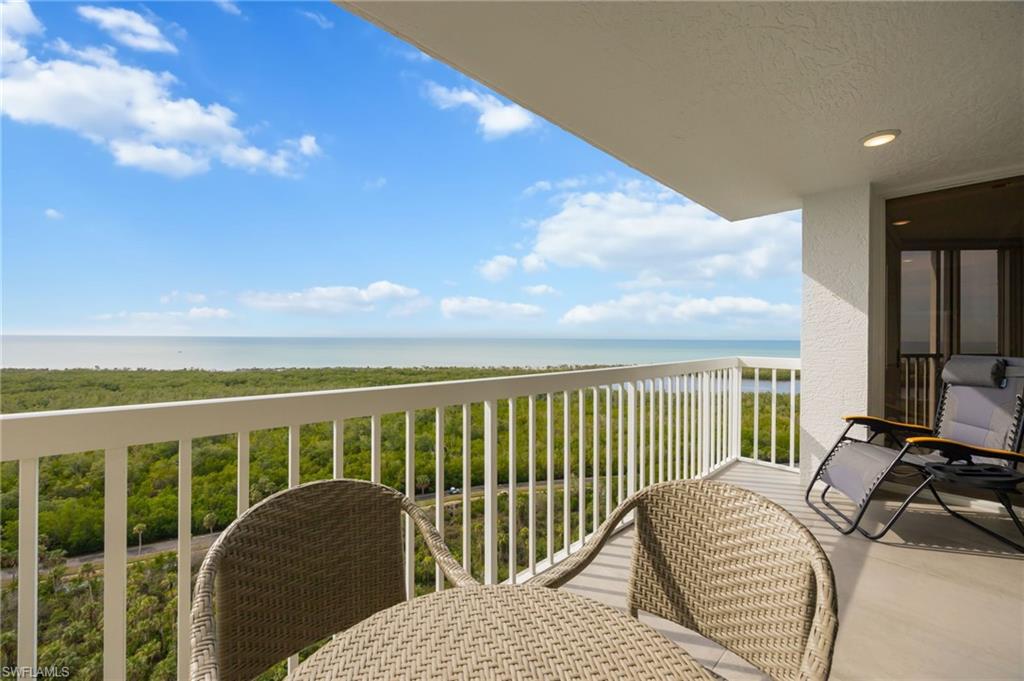 EXPANSIVE GULF & SUNSET VISTAS