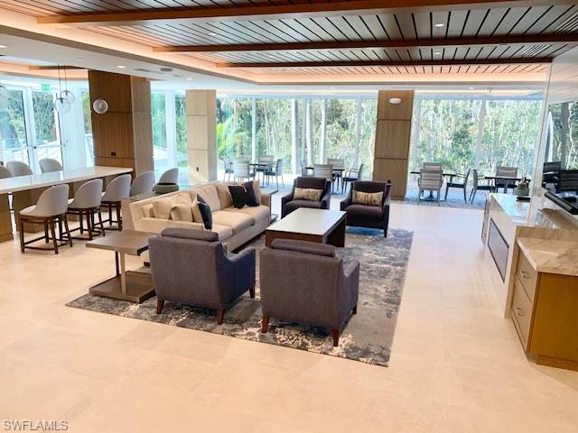SOCIAL ROOM