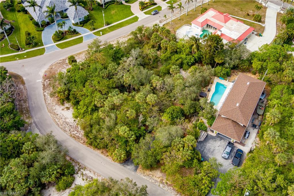 889 Scott DR photo 28