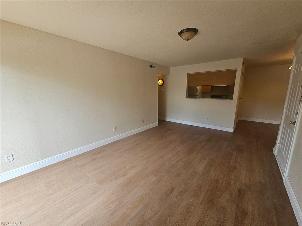 2905 Winkler AVE 713