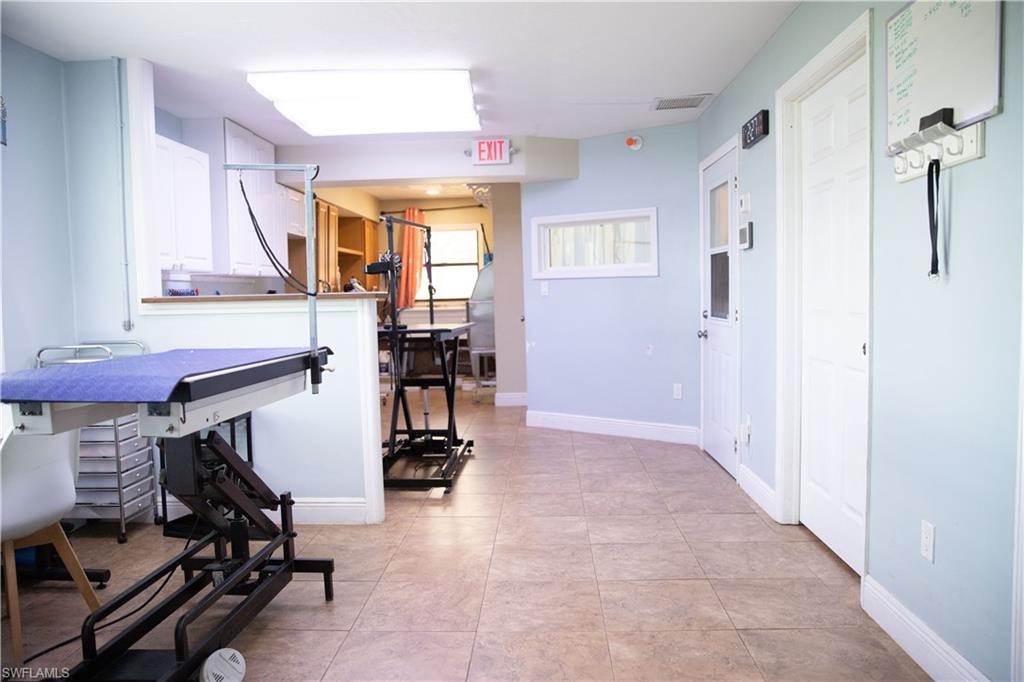 2828 Santa Barbara BLVD photo 32