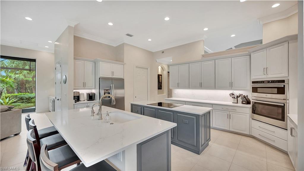 Island Kitchen with Counter bar