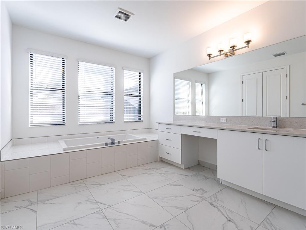 20123 Camellia Crosse LN photo 36