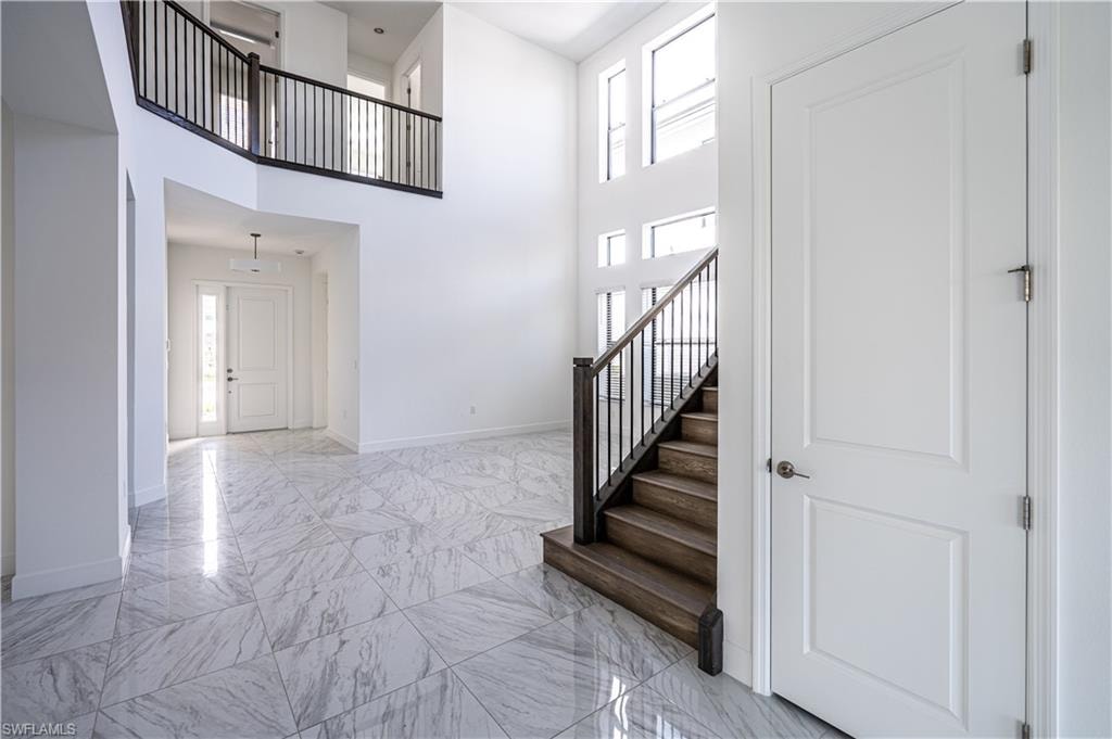 20123 Camellia Crosse LN