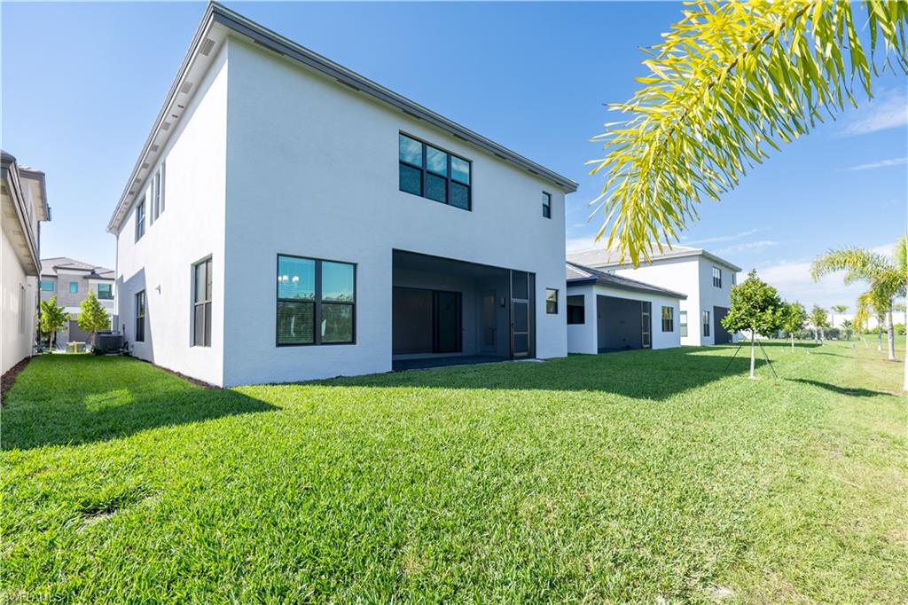 20123 Camellia Crosse LN photo 44